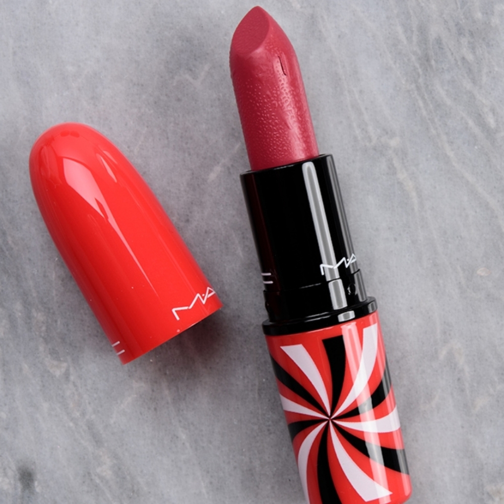 🧚‍♀️FOR MY NEXT TRICK MAC DISCONTINUED Lim. Ed. Holiday Lipstick NWT